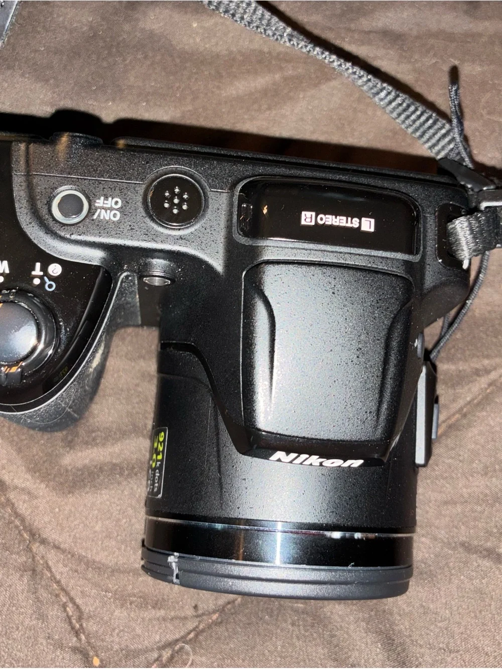 Nikon CoolPix L810 (camera bag & mini USB cord included)